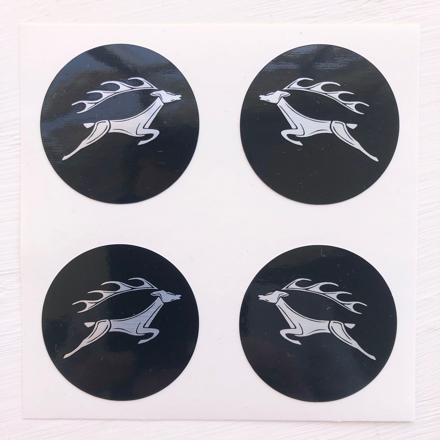 Wheel Centres with Stag Logo - Minilite (40mm / 4cm diameter)